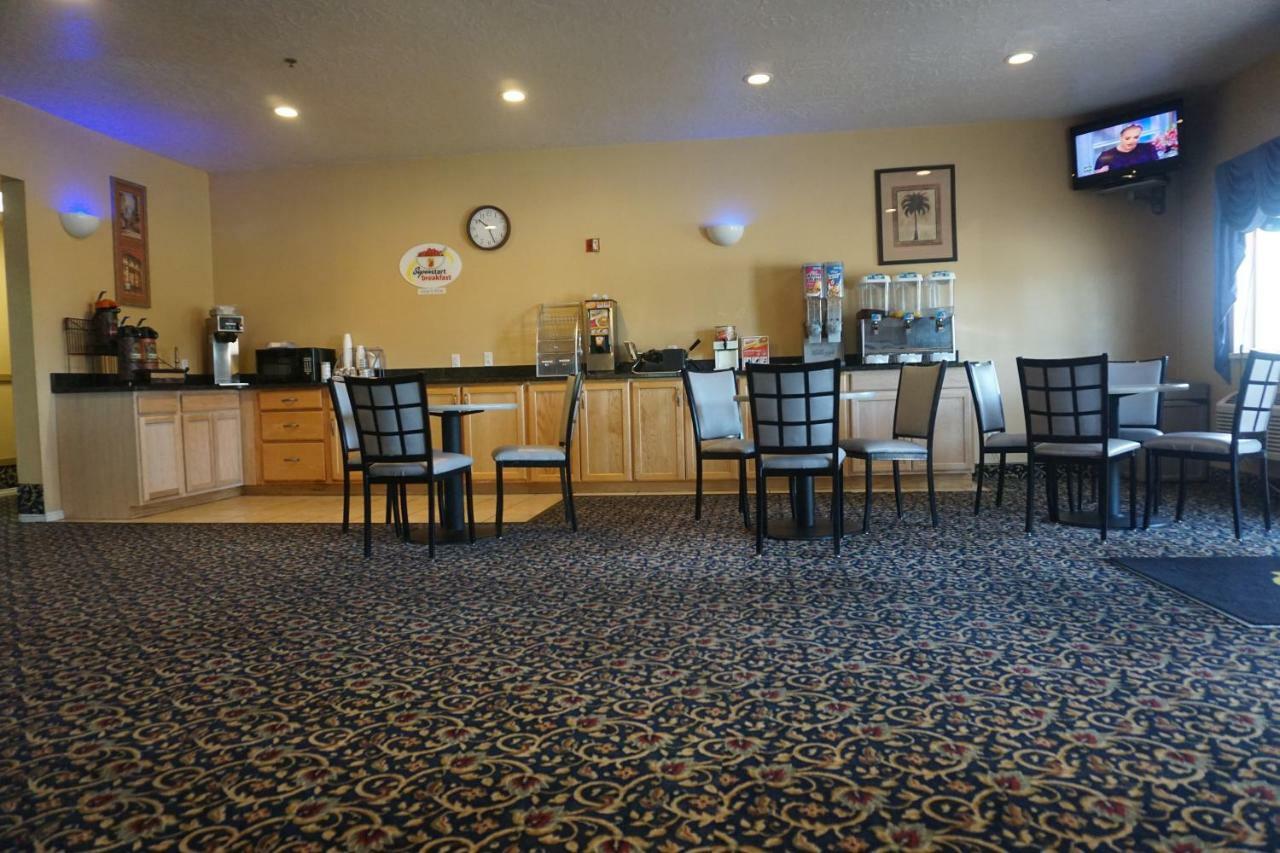 Super 8 By Wyndham Vernal Ut Zewnętrze zdjęcie
